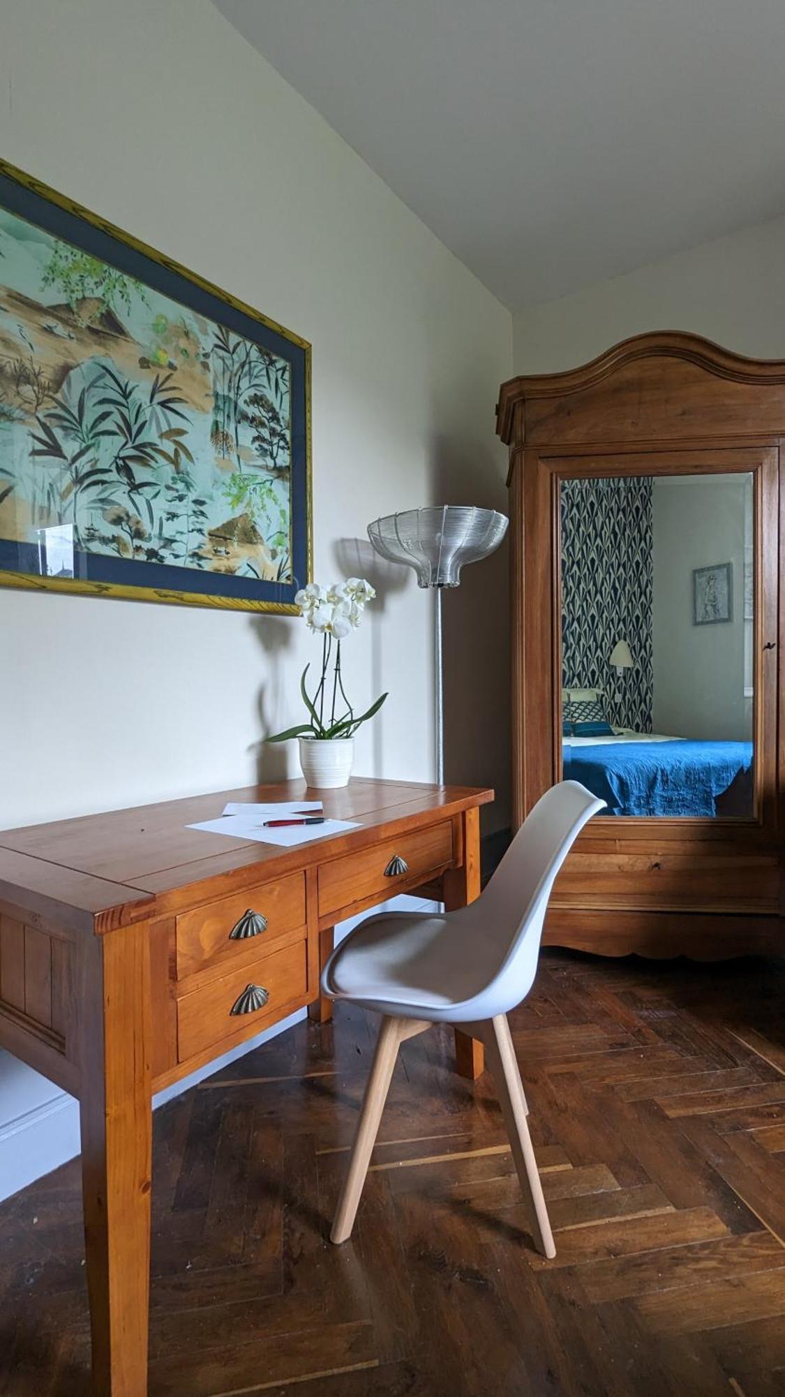 Le Jardin Des Lys - Chambre D'Hote Ou Appartement La Roche-Posay Room photo