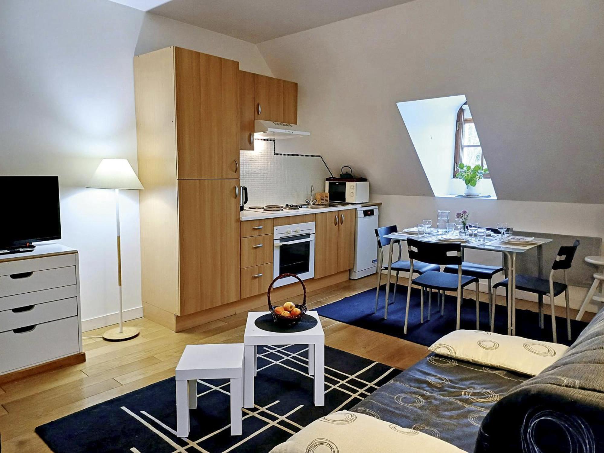 Le Jardin Des Lys - Chambre D'Hote Ou Appartement La Roche-Posay Room photo